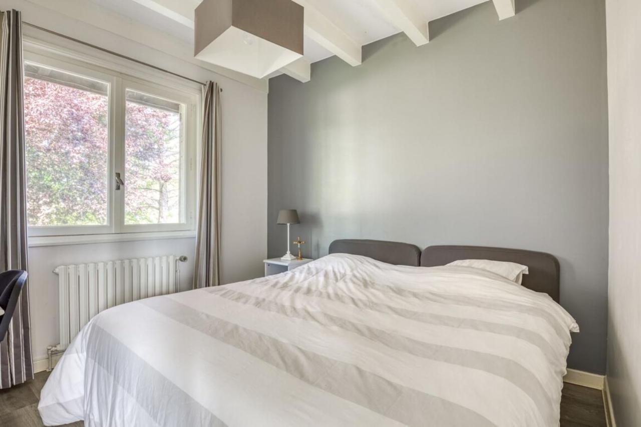 Family Villa At 1H15 From Lyon Precieux Экстерьер фото